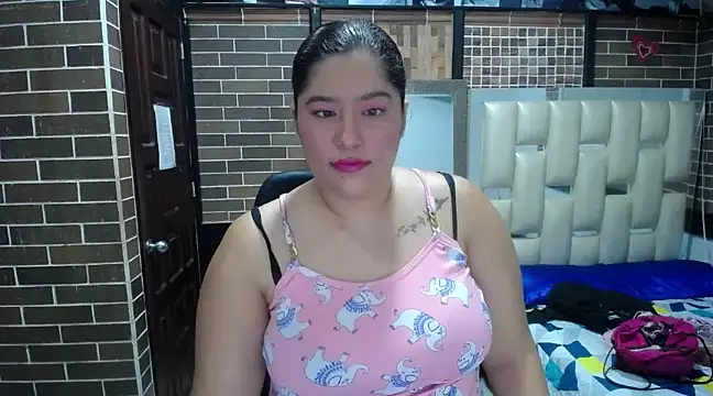 Snapshot of littleflower4you chatting on March 12, 6:53 pm littleflower4you online show from March 12, 6:53 pm