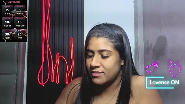 Snapshot of Rubi_boobs_ chatting on June 9, 5:41 am Rubi boobs online show from June 9, 5:41 am