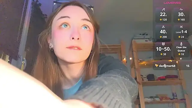 monlight  dana online show from March 19, 6:52 pm