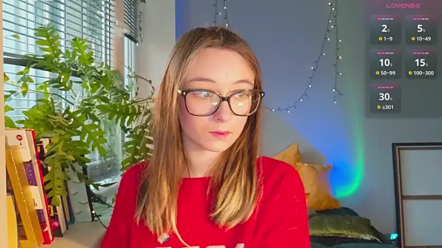 Snapshot of monlight__dana chatting on January 8, 7:45 am monlight dana online show from January 8, 7:45 am