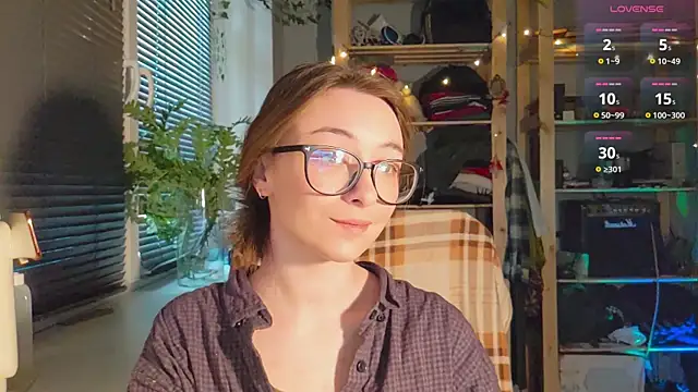 Snapshot of monlight__dana chatting on March 16, 10:00 am monlight dana online show from March 16, 10:00 am