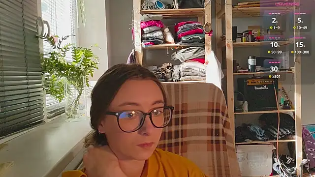 Snapshot of monlight__dana chatting on March 9, 12:53 pm monlight dana online show from March 9, 12:53 pm