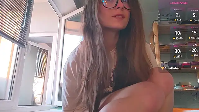 monlight  dana online show from March 21, 4:22 pm