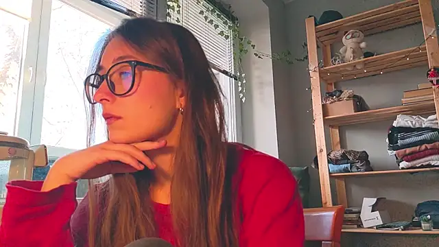 monlight  dana online show from April 8, 4:08 pm