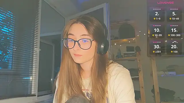 Snapshot of monlight__dana chatting on September 14, 5:02 pm monlight dana online show from September 14, 5:02 pm