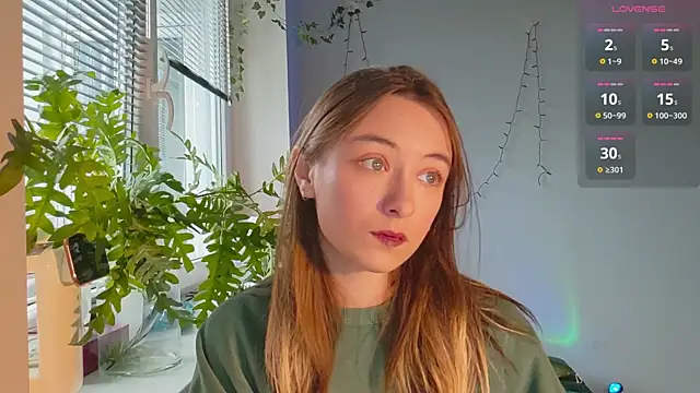 Snapshot of monlight__dana chatting on February 2, 9:40 am monlight dana online show from February 2, 9:40 am