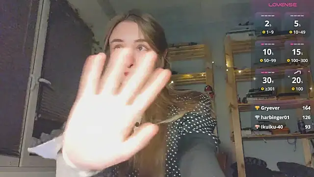 monlight  dana online show from December 13, 8:04 pm