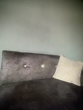 Berry Bans online show from March 11, 7:08 pm