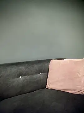 Berry Bans online show from March 31, 11:07 pm