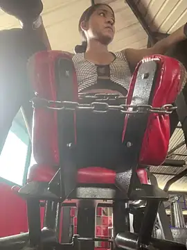 Berry Bans online show from December 5, 5:33 pm