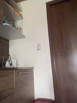 Berry Bans online show from April 1, 8:50 pm