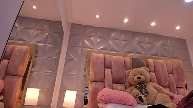 Charlotte Ice1 online show from March 23, 3:01 pm