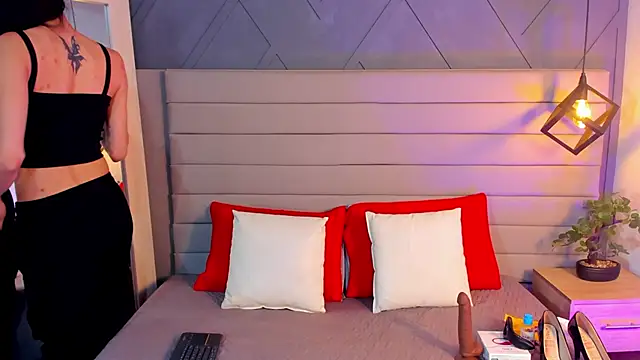 LadyLuminary online show from October 31, 7:54 pm