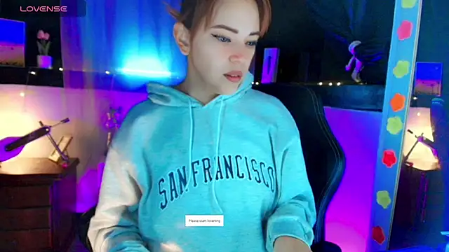 mariana scott   online show from June 30, 4:01 am