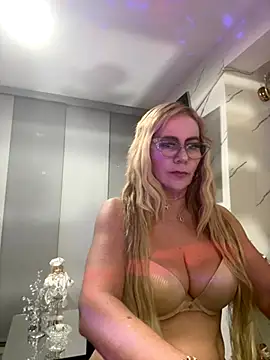 LARIANA RIVERA23 online show from November 29, 5:51 am