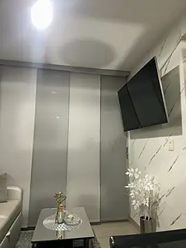 LARIANA RIVERA23 online show from February 5, 4:41 am