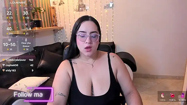 Sofiia davis23 online show from May 8, 1:59 pm