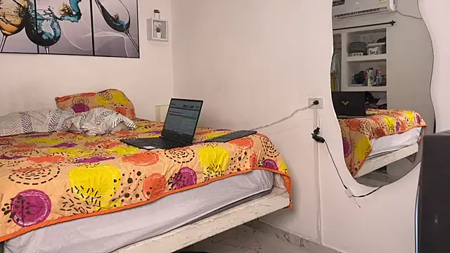 wendy alejo1712 online show from November 21, 9:14 pm