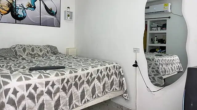 wendy alejo1712 online show from September 28, 11:23 pm