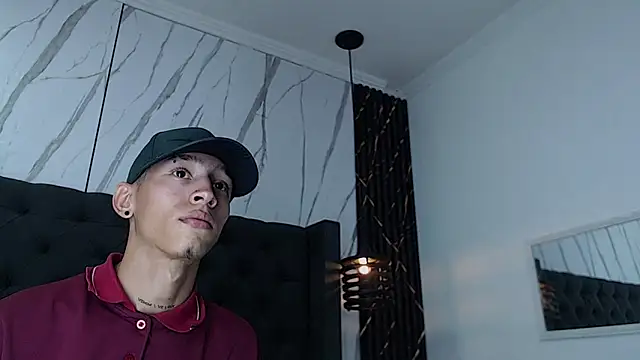 Smith maicol online show from November 8, 6:44 pm