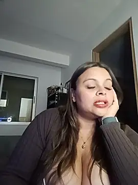 Snapshot of Alex_flair chatting on January 14, 5:11 am Alex flair online show from January 14, 5:11 am