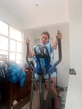 Snapshot of Alex_flair chatting on February 20, 3:25 pm Alex flair online show from February 20, 3:25 pm