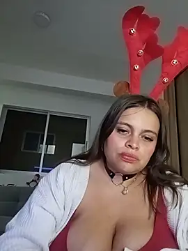 Snapshot of Alex_flair chatting on December 19, 3:54 am Alex flair online show from December 19, 3:54 am