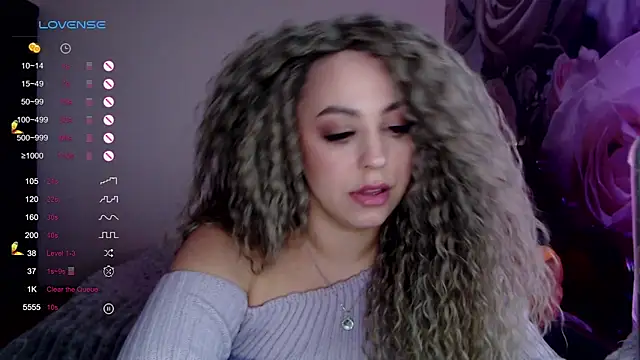Snapshot of _Just_a_queen_3 chatting on March 6, 6:16 pm  Just a queen 3 online show from March 6, 6:16 pm