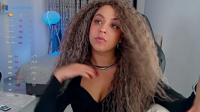 Snapshot of _Just_a_queen_3 chatting on October 11, 12:17 pm  Just a queen 3 online show from October 11, 12:17 pm