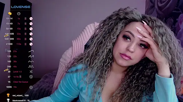 Snapshot of _Just_a_queen_3 chatting on March 4, 8:05 pm  Just a queen 3 online show from March 4, 8:05 pm