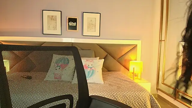 lisa casper online show from February 28, 12:38 pm