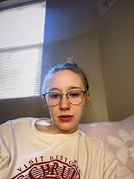 sage  marie online show from February 26, 1:32 pm