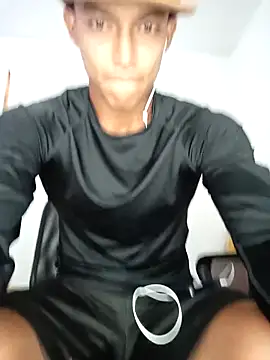 Snapshot of Demiansteven2 chatting on September 24, 1:28 pm Demiansteven2 online show from September 24, 1:28 pm