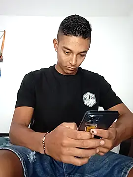 Snapshot of Demiansteven2 chatting on October 2, 12:30 pm Demiansteven2 online show from October 2, 12:30 pm