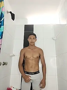 Demiansteven2 online show from May 23, 5:23 pm
