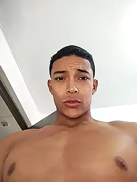 Demiansteven2 online show from February 11, 3:12 pm