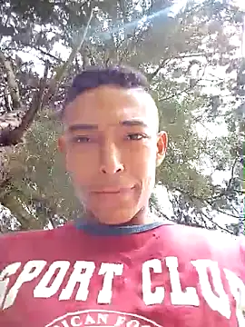Snapshot of Demiansteven2 chatting on October 13, 6:42 pm Demiansteven2 online show from October 13, 6:42 pm