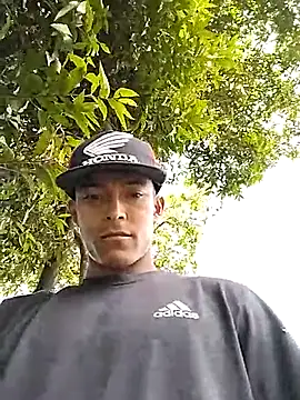 Snapshot of Demiansteven2 chatting on September 13, 4:18 pm Demiansteven2 online show from September 13, 4:18 pm