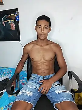 Snapshot of Demiansteven2 chatting on June 4, 4:00 pm Demiansteven2 online show from June 4, 4:00 pm