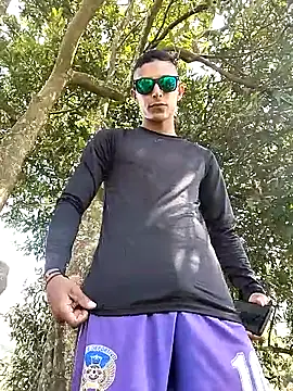 Demiansteven2 online show from November 18, 6:00 pm