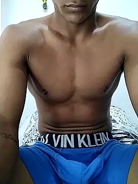 Snapshot of Demiansteven2 chatting on March 7, 3:39 pm Demiansteven2 online show from March 7, 3:39 pm