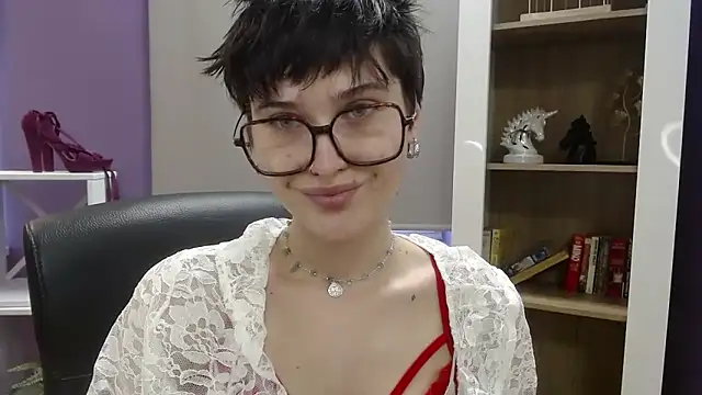 sarah perfect online show from March 26, 7:39 am