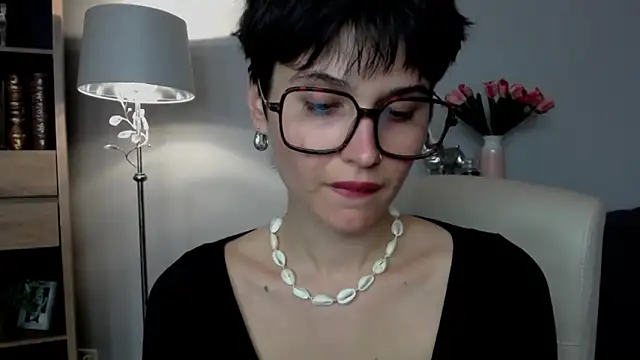 sarah perfect online show from March 15, 2:46 pm