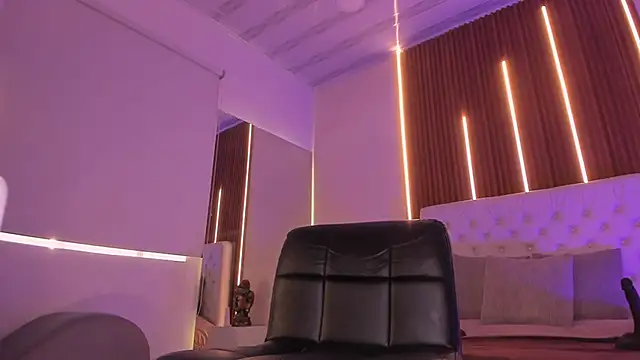 sweetty paulina online show from March 20, 2:40 pm