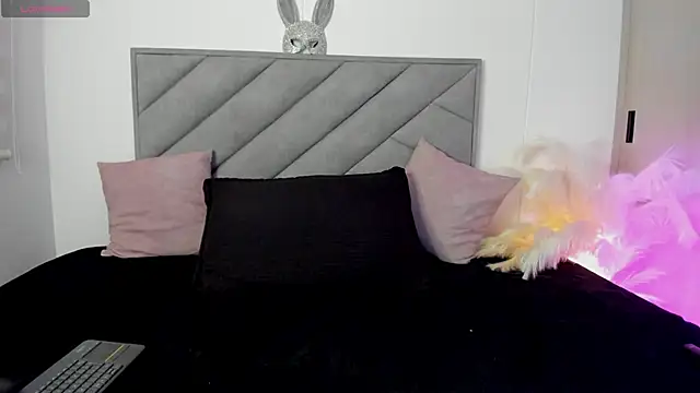 CandyMeyerss  online show from February 10, 11:59 pm