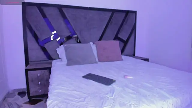 CandyMeyerss  online show from January 24, 5:10 am