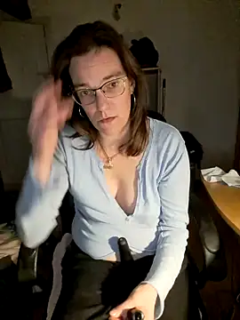 SpiceLea online show from January 25, 5:40 pm