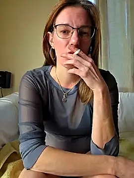 SpiceLea online show from October 10, 8:15 am