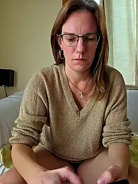 SpiceLea online show from September 21, 2:00 pm