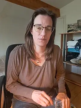 SpiceLea online show from February 14, 1:29 pm